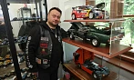 Nevšední sbírka modelů aut, která čítá více než dva tisíce kusů, je k vidění na...