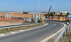 Druhá etapa výstavby křižovatky Aviatická u letiště v Praze (září 2026)