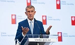 Vláda rozhodla, že s sebou nevezme prezidenta Pavla v červenci na summit NATO v...