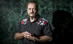 Expert na sebeobranu a střelbu Stanislav Kazbunda (4. 1. 2016)