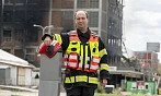 Druhý den bojovali hasiči ve Zlíně s rozsáhlým devastujícím požárem 34. budovy...