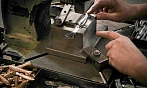 Ačkoliv moderní technologie jako CNC stroje a lasery zvýšily efektivitu výroby...