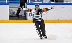 Vladimír Pešina ještě coby aktivní extraligový rozhodčí.
