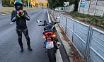 Motorkář jel po Plzni rychlostí 120 kilometrů v hodině. (8. srpna 2026)