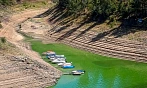 Zátočina s loděmi na orlické přehradě (2026)