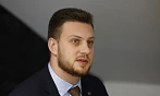 Na stav stadionu a zázemí upozornili na společné tiskové konferenci 11. března...
