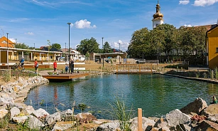 Park v Hluku