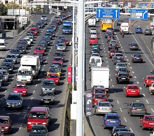 Pražská magistrála patří mezi nejvytíženější ulice v metropoli.