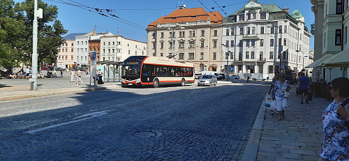 Průjezd zakázán – už neplatí. Řidiči v Jihlavě mohou mimořádně využít zkratku...