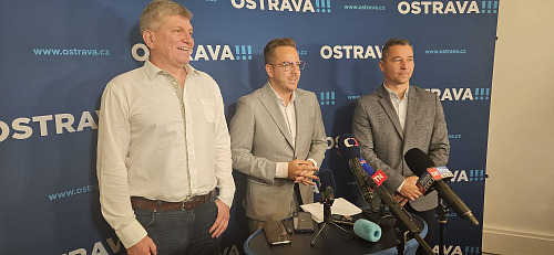 Lukáš Semerák, Richar Vereš a Aleš Boháč na mimořádné tiskové konferenci (18....