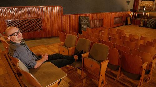 Díky snížení počtu míst v promítacím sále si diváci budou moci udělat pohodlí.