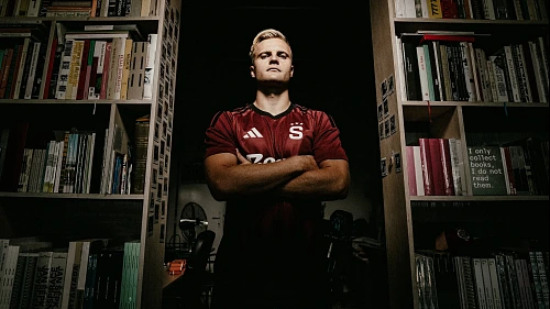 Nor Jonatan Braut Brunes posílil pražskou Spartu.
