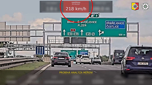 Policisté z dálničního oddělení změřili několik řidičů, kteří si zřejmě spletli...