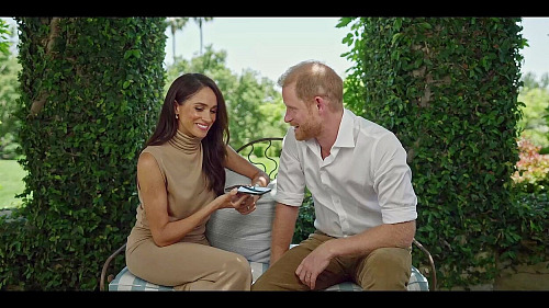 Princ Harry a jeho manželka Meghan Markle (12. prosince 2023)
