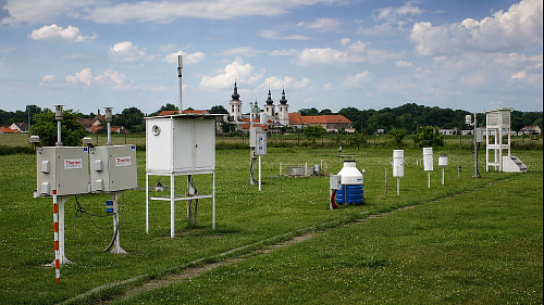 Měřicí stanice Českého hydrometeorologického ústavu v Doksaneh na Litoměřicku
