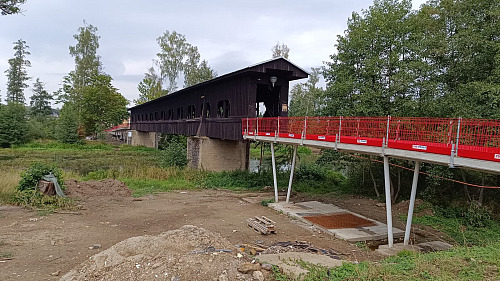 Historická lávka v Kynšperku nad Ohří se otevřela pro pěší. Ti ale musejí stále...