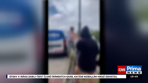 Skupinka mladistvých brutálně zaútočila na 15letého kluka ve Vyškově