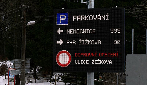 Nová digitální informační tabule v Jihlavě bude informovat o volných...