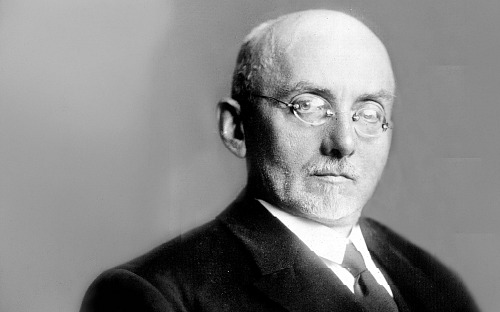 Velmistr slova, český básník Otokar Březina (1868 - 1929).
