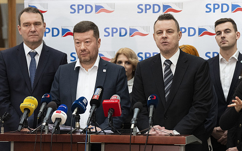 Tisková konference poslaneckého klubu SPD. Na snímku Lucie Šafránová. Na snímku...