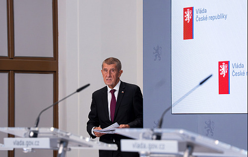 Premiér Andrej Babiš (ANO) na tiskové konferenci po zasedání vlády. (14. září...