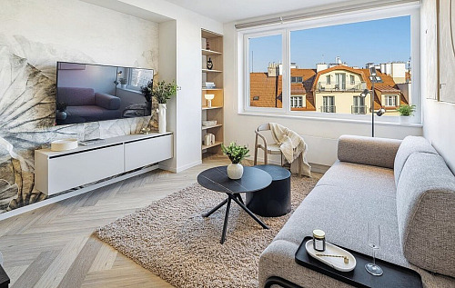 Mo-cha HOME. Kanceláře na Pankráci dosloužily, po rozsáhlé opravě jsou z nich...