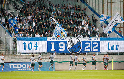 Fotbalisté Baníku Ostrava oslavovali trefu Matěje Chaluše, gól do sítě Jablonce...
