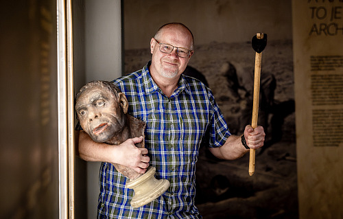 Archeolog a ředitel muzea Jan Prostředník