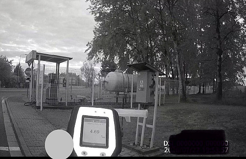 Policisté naměřili 4,69 promile, následně skoro pět.