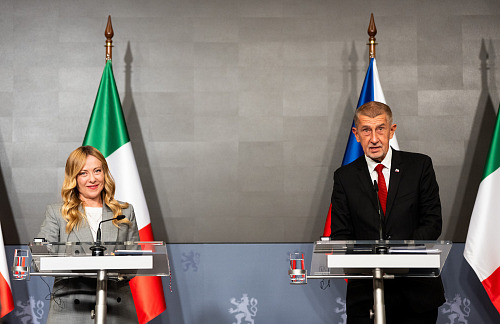 Předseda vlády Andrej Babiš se v Praze setkal s italskou premiérkou Giorgiou...