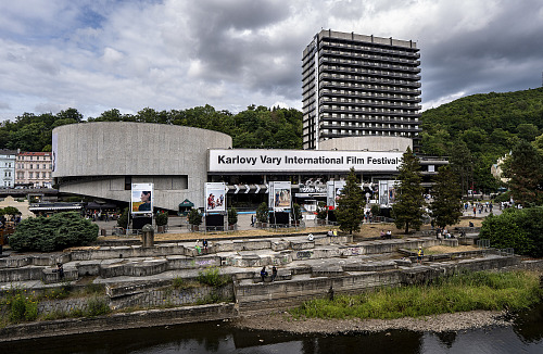 Hotel Thermal během festivalu (8. července 2025)