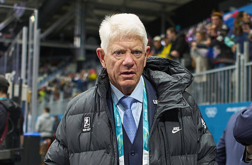 Franz Reindl na zápase Německa na olympijském turnaji v Miláně.