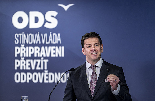 Představení priorit stínové vlády a členů týmu. Na snímku Jan Skopeček (ODS)....
