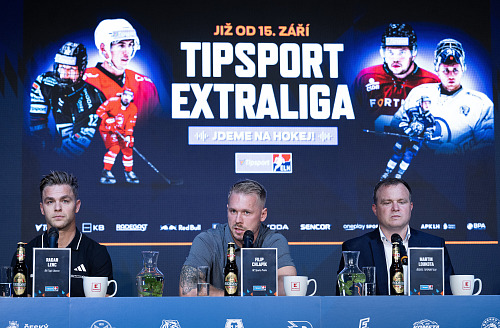 Na předsezonní tiskové konferenci hokejové extraligy dorazili útočník Liberce...