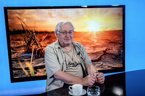 Hostem Rozstřelu je Václav Cílek, geolog a klimatolog. Pořad moderuje Vladimír...