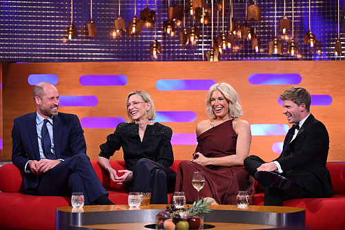 Princ z Walesu, Cate Blanchett, Hannah Waddingham a Robert Irwin během natáčení...