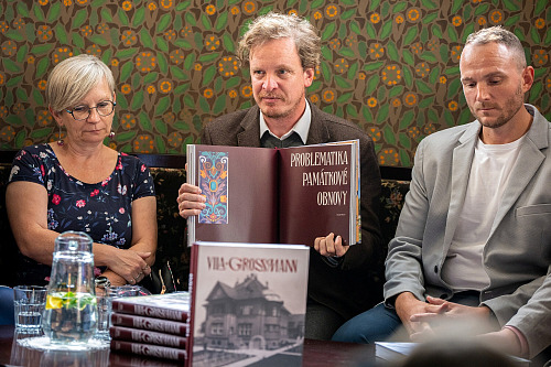 Ostravská společnost Černá louka vydala publikaci o historii a rekonstrukci...