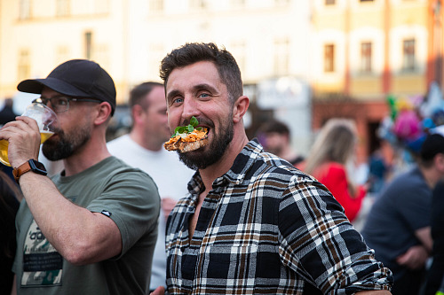 V Olomouci se konal již devátý ročník tvarůžkového festivalu. Zúčastnilo se jej...