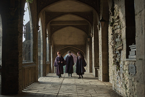 Alastair Stout, Dominic McLaughlin a Arabella Stanton v seriálu Harry Potter a...