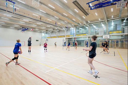 Nová sportovní hala v areálu gymnázia v Nové Pace na Jičínsku.
