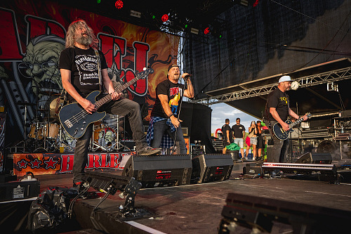 Fanoušci se mohou těšit na crazy-rockovou skupinu Harlej. Ta v rámci festivalu...