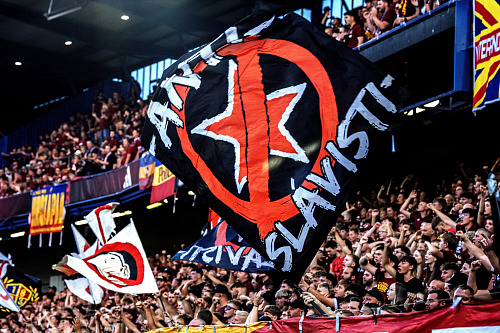 Sparťanští fanoušci před derby proti Slavii