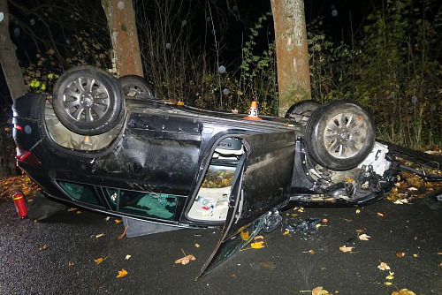 Mladík ukradl auto, po cestě s ním ale havaroval. (29. října 2026)