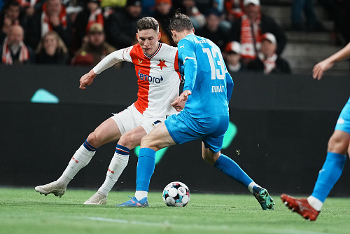 Slávista Lukáš Provod (vlevo) a Denis Donát z Mladé Boleslavi