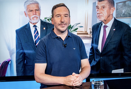 Hostem pořadu Rozstřel je politolog Jan Kubáček