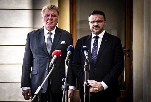 Zástupce generálního ředitele České televize Milan Fridrich a generální ředitel...