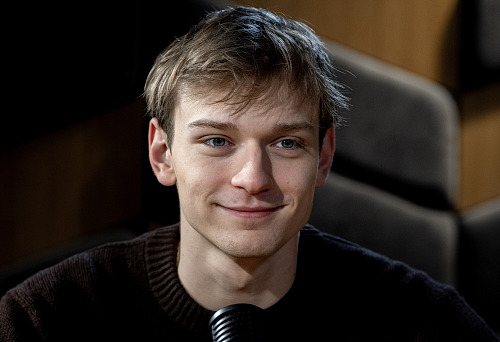 Hostem pořadu Rozstřel je Tom Sean Pšenička, herec ze seriálu Ratolesti a...