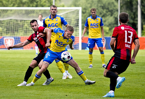 Blšany, 8. 7. 2026, fotbalová příprava FK Teplice - FC Táborsko. Teplický Petr...