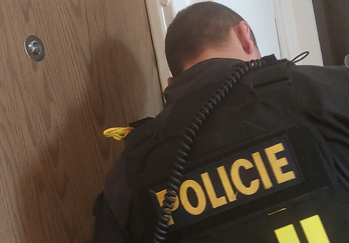 Montér dveří zachránil v Ostravě-Přívoze život 65leté ženě, která po mozkové...