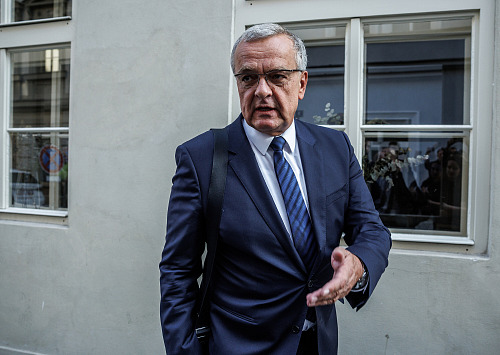 Miroslav Kalousek je bývalý český politik, spoluzakladatel a bývalý předseda...